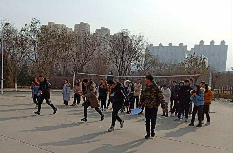 1544965118535960.jpg 托球跑_meitu_3.jpg